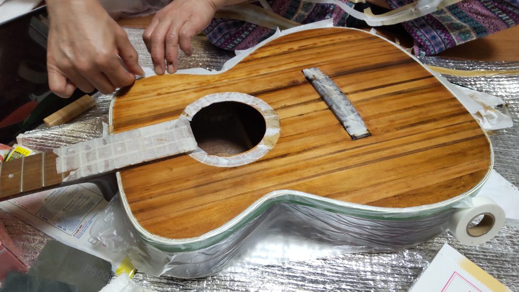 モーリスF-18塗装中