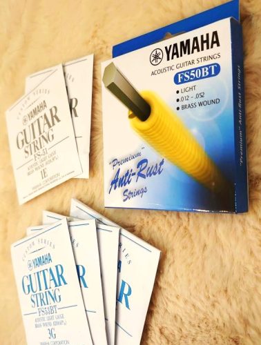 ヤマハのコーティング弦FS50BT