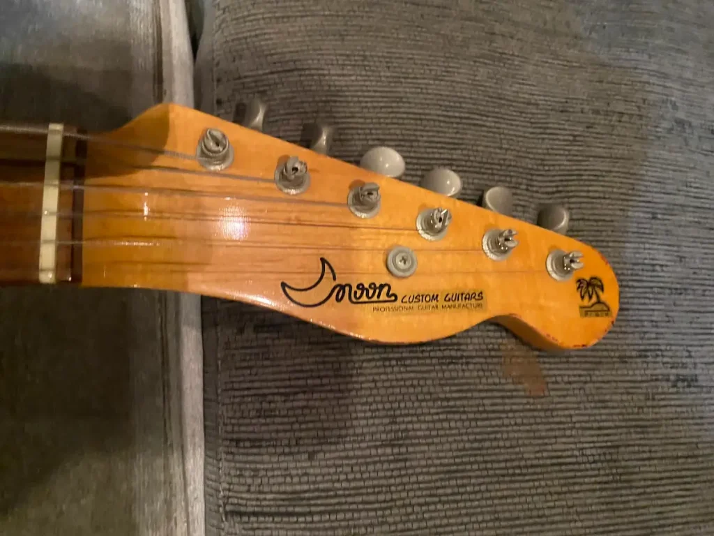 ムーン社のレゲエマスターのヘッド